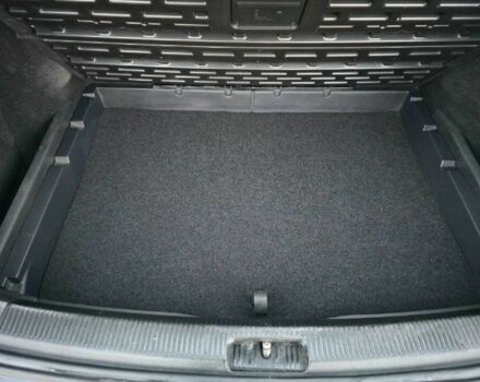 Черный Фольксваген Гольф, объемом двигателя 1.6 л и пробегом 212 тыс. км за 5800 $, фото 13 на Automoto.ua