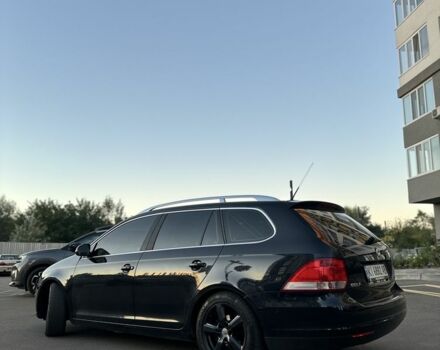 Черный Фольксваген Гольф, объемом двигателя 1.4 л и пробегом 200 тыс. км за 6300 $, фото 2 на Automoto.ua