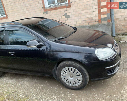 Черный Фольксваген Гольф, объемом двигателя 1.4 л и пробегом 253 тыс. км за 5500 $, фото 2 на Automoto.ua