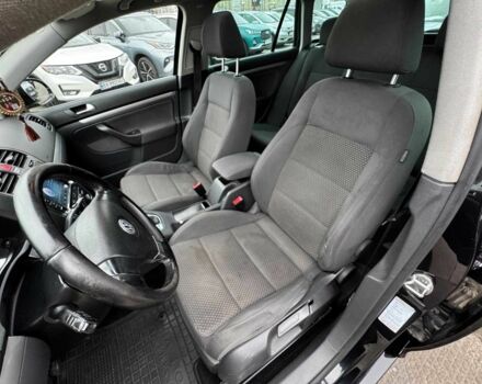 Чорний Фольксваген Гольф, об'ємом двигуна 1.4 л та пробігом 254 тис. км за 6990 $, фото 16 на Automoto.ua