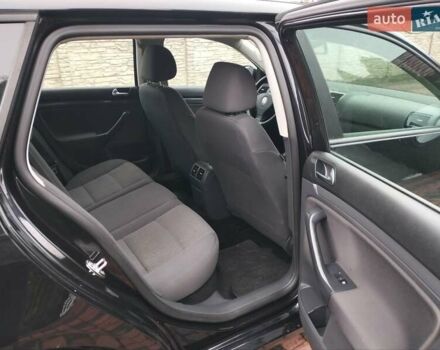 Черный Фольксваген Гольф, объемом двигателя 1.6 л и пробегом 230 тыс. км за 5800 $, фото 19 на Automoto.ua