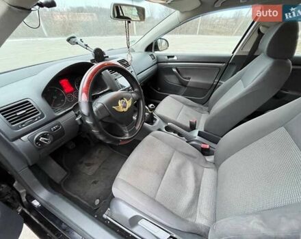 Черный Фольксваген Гольф, объемом двигателя 1.9 л и пробегом 224 тыс. км за 5800 $, фото 8 на Automoto.ua