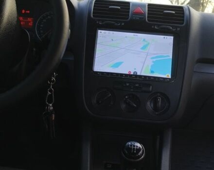 Черный Фольксваген Гольф, объемом двигателя 1.9 л и пробегом 235 тыс. км за 5200 $, фото 6 на Automoto.ua