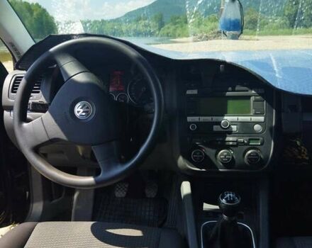 Черный Фольксваген Гольф, объемом двигателя 1.9 л и пробегом 214 тыс. км за 6500 $, фото 9 на Automoto.ua