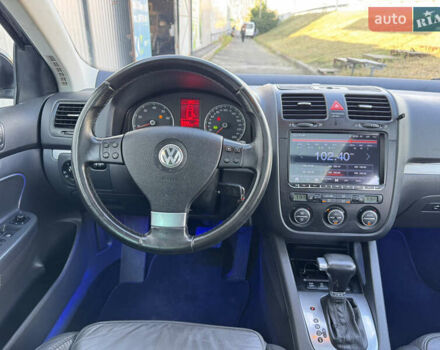 Чорний Фольксваген Гольф, об'ємом двигуна 1.4 л та пробігом 190 тис. км за 7950 $, фото 46 на Automoto.ua