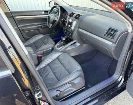 Чорний Фольксваген Гольф, об'ємом двигуна 1.4 л та пробігом 190 тис. км за 7950 $, фото 15 на Automoto.ua