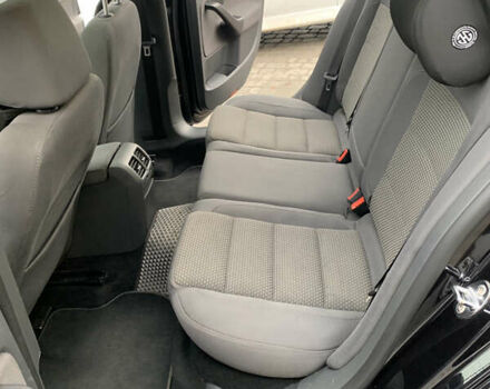 Черный Фольксваген Гольф, объемом двигателя 1.39 л и пробегом 175 тыс. км за 6200 $, фото 21 на Automoto.ua