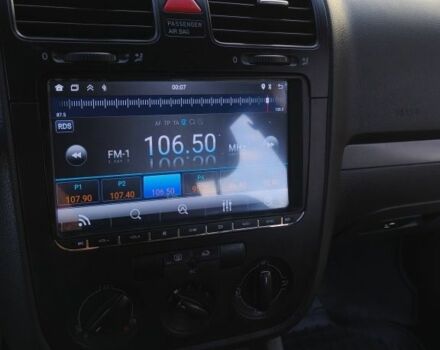 Черный Фольксваген Гольф, объемом двигателя 1.9 л и пробегом 235 тыс. км за 5200 $, фото 14 на Automoto.ua