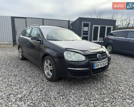 Черный Фольксваген Гольф, объемом двигателя 1.9 л и пробегом 200 тыс. км за 4300 $, фото 2 на Automoto.ua