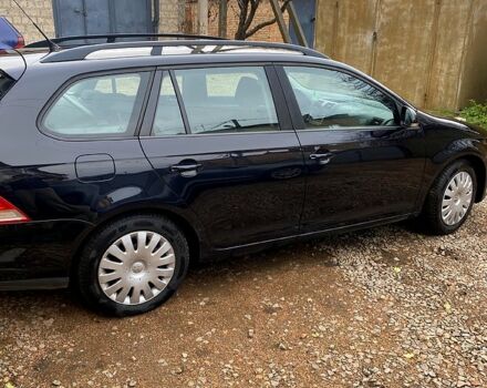 Черный Фольксваген Гольф, объемом двигателя 1.6 л и пробегом 193 тыс. км за 5900 $, фото 2 на Automoto.ua