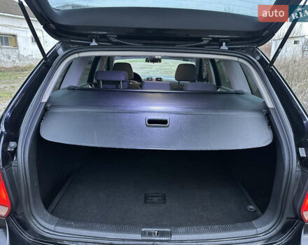 Черный Фольксваген Гольф, объемом двигателя 1.9 л и пробегом 210 тыс. км за 5000 $, фото 6 на Automoto.ua