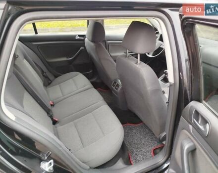 Чорний Фольксваген Гольф, об'ємом двигуна 1.6 л та пробігом 215 тис. км за 5900 $, фото 21 на Automoto.ua