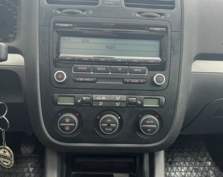 Чорний Фольксваген Гольф, об'ємом двигуна 1.4 л та пробігом 180 тис. км за 6500 $, фото 6 на Automoto.ua