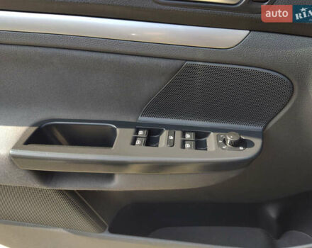 Фольксваген Гольф 2008 у Вінниці на Automoto.ua Чорний Фольксваген Гольф, об'ємом двигуна 1.39 л та пробігом 220 тис. км за 4950 $, фото 8 на Automoto.ua