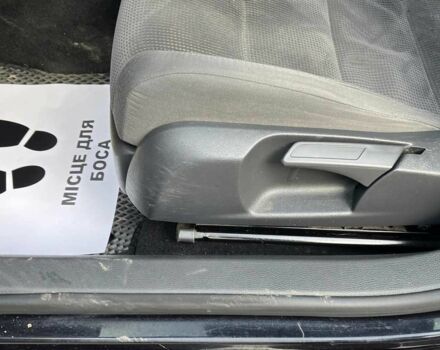 Черный Фольксваген Гольф, объемом двигателя 1.6 л и пробегом 262 тыс. км за 5300 $, фото 19 на Automoto.ua