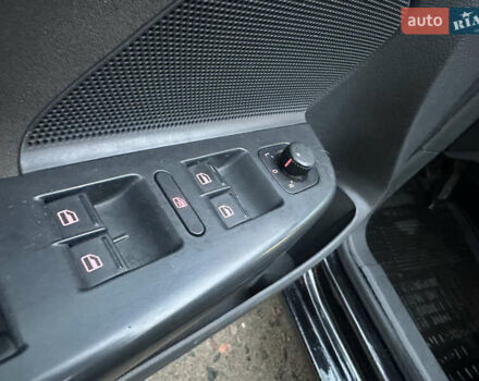 Черный Фольксваген Гольф, объемом двигателя 1.9 л и пробегом 210 тыс. км за 5000 $, фото 20 на Automoto.ua