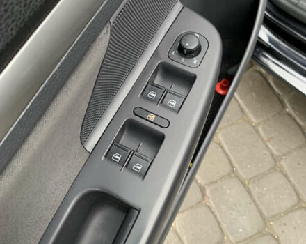 Черный Фольксваген Гольф, объемом двигателя 1.39 л и пробегом 175 тыс. км за 6200 $, фото 17 на Automoto.ua