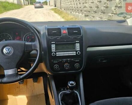 Чорний Фольксваген Гольф, об'ємом двигуна 1.4 л та пробігом 218 тис. км за 6100 $, фото 1 на Automoto.ua