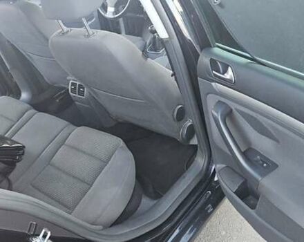 Черный Фольксваген Гольф, объемом двигателя 1.39 л и пробегом 201 тыс. км за 4700 $, фото 11 на Automoto.ua