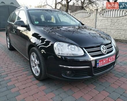 Черный Фольксваген Гольф, объемом двигателя 1.6 л и пробегом 230 тыс. км за 5800 $, фото 4 на Automoto.ua