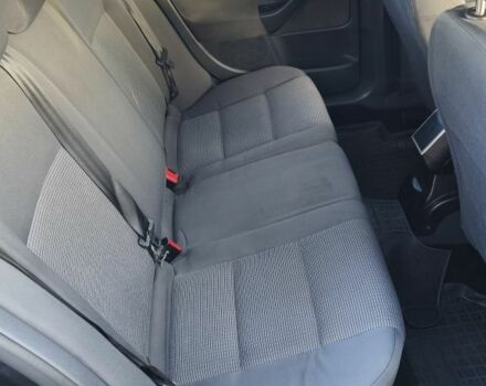 Черный Фольксваген Гольф, объемом двигателя 1.9 л и пробегом 235 тыс. км за 5200 $, фото 5 на Automoto.ua