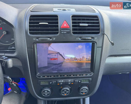 Чорний Фольксваген Гольф, об'ємом двигуна 1.4 л та пробігом 190 тис. км за 7950 $, фото 33 на Automoto.ua