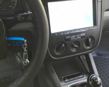 Черный Фольксваген Гольф, объемом двигателя 1.9 л и пробегом 235 тыс. км за 5200 $, фото 18 на Automoto.ua