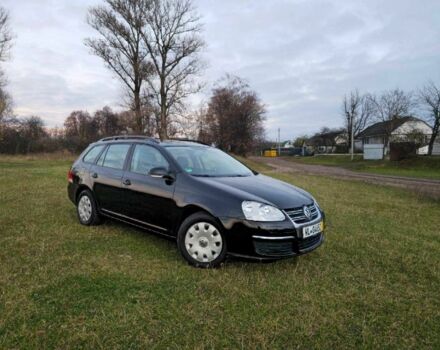 Черный Фольксваген Гольф, объемом двигателя 1.6 л и пробегом 212 тыс. км за 5800 $, фото 12 на Automoto.ua