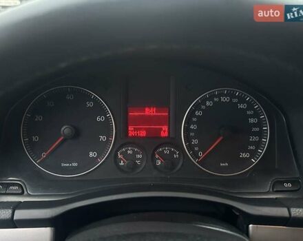 Чорний Фольксваген Гольф, об'ємом двигуна 1.4 л та пробігом 240 тис. км за 5300 $, фото 26 на Automoto.ua