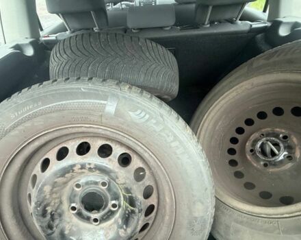 Черный Фольксваген Гольф, объемом двигателя 1.9 л и пробегом 319 тыс. км за 4433 $, фото 6 на Automoto.ua