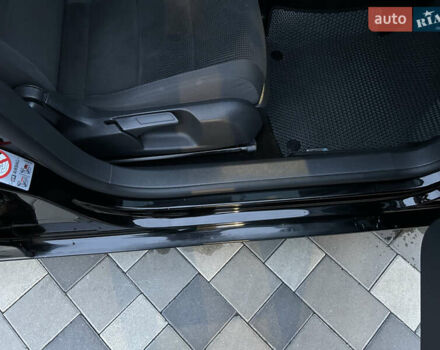 Черный Фольксваген Гольф, объемом двигателя 1.9 л и пробегом 289 тыс. км за 7450 $, фото 28 на Automoto.ua