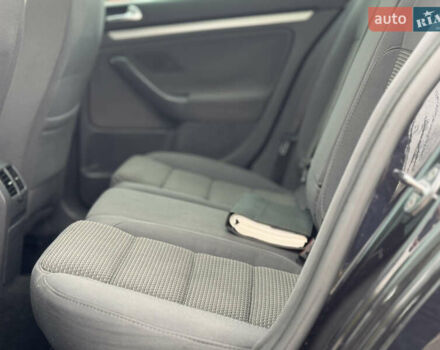 Черный Фольксваген Гольф, объемом двигателя 1.4 л и пробегом 252 тыс. км за 6700 $, фото 45 на Automoto.ua