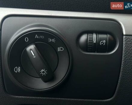 Чорний Фольксваген Гольф, об'ємом двигуна 1.4 л та пробігом 240 тис. км за 5300 $, фото 29 на Automoto.ua