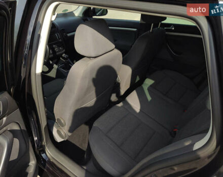 Фольксваген Гольф 2008 у Вінниці на Automoto.ua Чорний Фольксваген Гольф, об'ємом двигуна 1.39 л та пробігом 220 тис. км за 4950 $, фото 23 на Automoto.ua