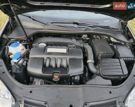 Чорний Фольксваген Гольф, об'ємом двигуна 1.6 л та пробігом 240 тис. км за 5800 $, фото 16 на Automoto.ua