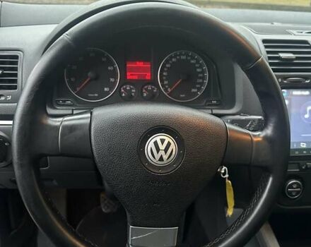 Чорний Фольксваген Гольф, об'ємом двигуна 1.4 л та пробігом 240 тис. км за 5300 $, фото 25 на Automoto.ua