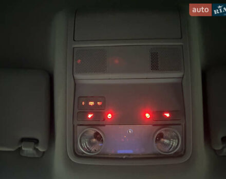 Черный Фольксваген Гольф, объемом двигателя 1.9 л и пробегом 289 тыс. км за 7450 $, фото 38 на Automoto.ua