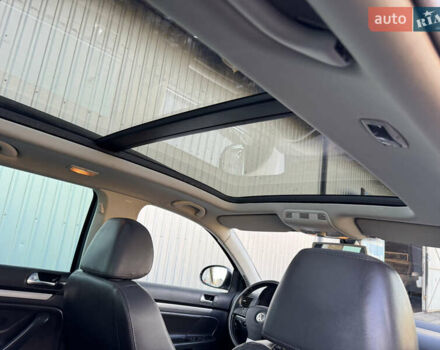 Чорний Фольксваген Гольф, об'ємом двигуна 1.4 л та пробігом 190 тис. км за 7950 $, фото 45 на Automoto.ua