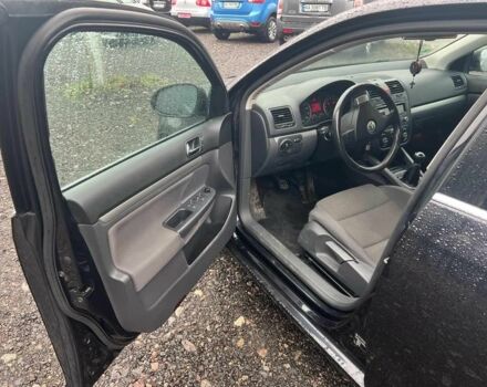 Черный Фольксваген Гольф, объемом двигателя 1.4 л и пробегом 202 тыс. км за 6500 $, фото 5 на Automoto.ua