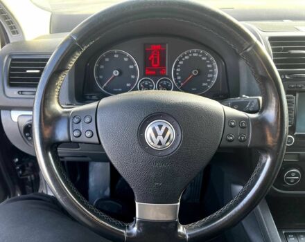 Черный Фольксваген Гольф, объемом двигателя 1.4 л и пробегом 248 тыс. км за 6500 $, фото 10 на Automoto.ua