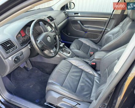 Чорний Фольксваген Гольф, об'ємом двигуна 1.4 л та пробігом 190 тис. км за 7950 $, фото 18 на Automoto.ua