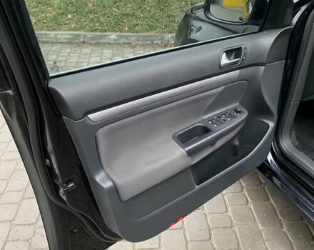 Черный Фольксваген Гольф, объемом двигателя 1.39 л и пробегом 175 тыс. км за 6200 $, фото 16 на Automoto.ua