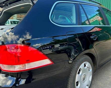 Черный Фольксваген Гольф, объемом двигателя 2 л и пробегом 181 тыс. км за 5950 $, фото 1 на Automoto.ua