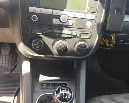 Черный Фольксваген Гольф, объемом двигателя 1.9 л и пробегом 214 тыс. км за 6500 $, фото 7 на Automoto.ua