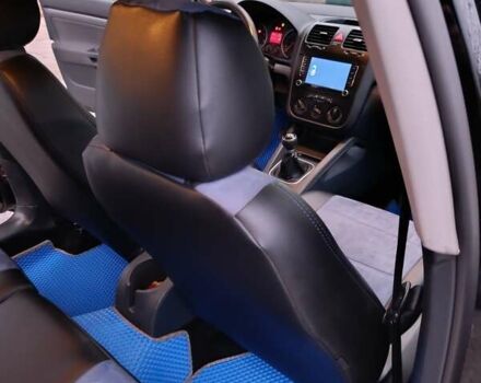 Черный Фольксваген Гольф, объемом двигателя 1.6 л и пробегом 217 тыс. км за 6400 $, фото 3 на Automoto.ua