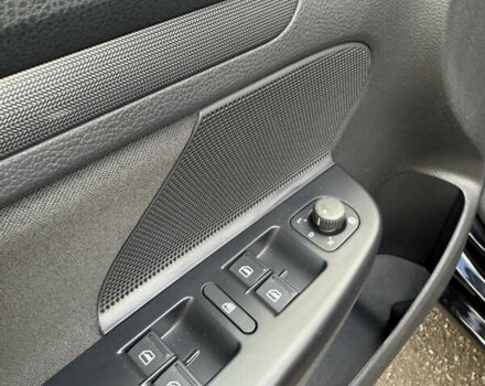 Чорний Фольксваген Гольф, об'ємом двигуна 1.6 л та пробігом 187 тис. км за 7200 $, фото 12 на Automoto.ua