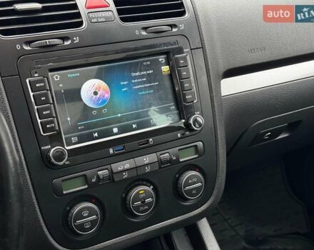 Чорний Фольксваген Гольф, об'ємом двигуна 1.4 л та пробігом 254 тис. км за 6990 $, фото 14 на Automoto.ua