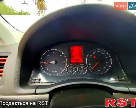 Черный Фольксваген Гольф, объемом двигателя 1.9 л и пробегом 250 тыс. км за 6150 $, фото 3 на Automoto.ua