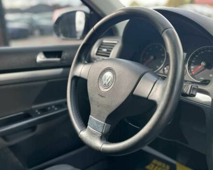 Черный Фольксваген Гольф, объемом двигателя 1.6 л и пробегом 262 тыс. км за 5300 $, фото 16 на Automoto.ua