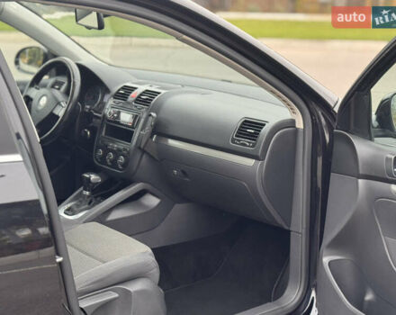 Черный Фольксваген Гольф, объемом двигателя 1.4 л и пробегом 252 тыс. км за 6700 $, фото 50 на Automoto.ua